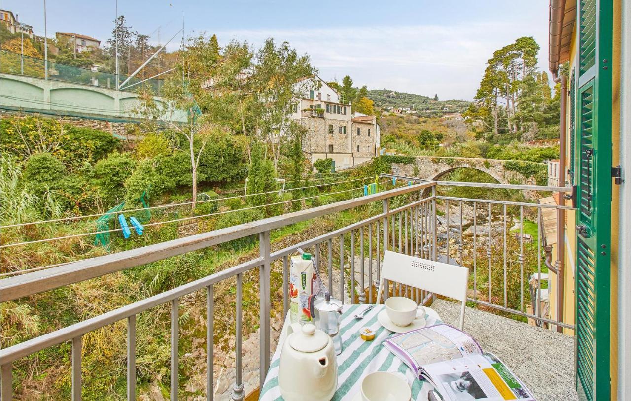 Апартаменты La Casa Sul Fiume Дольчедо Экстерьер фото
